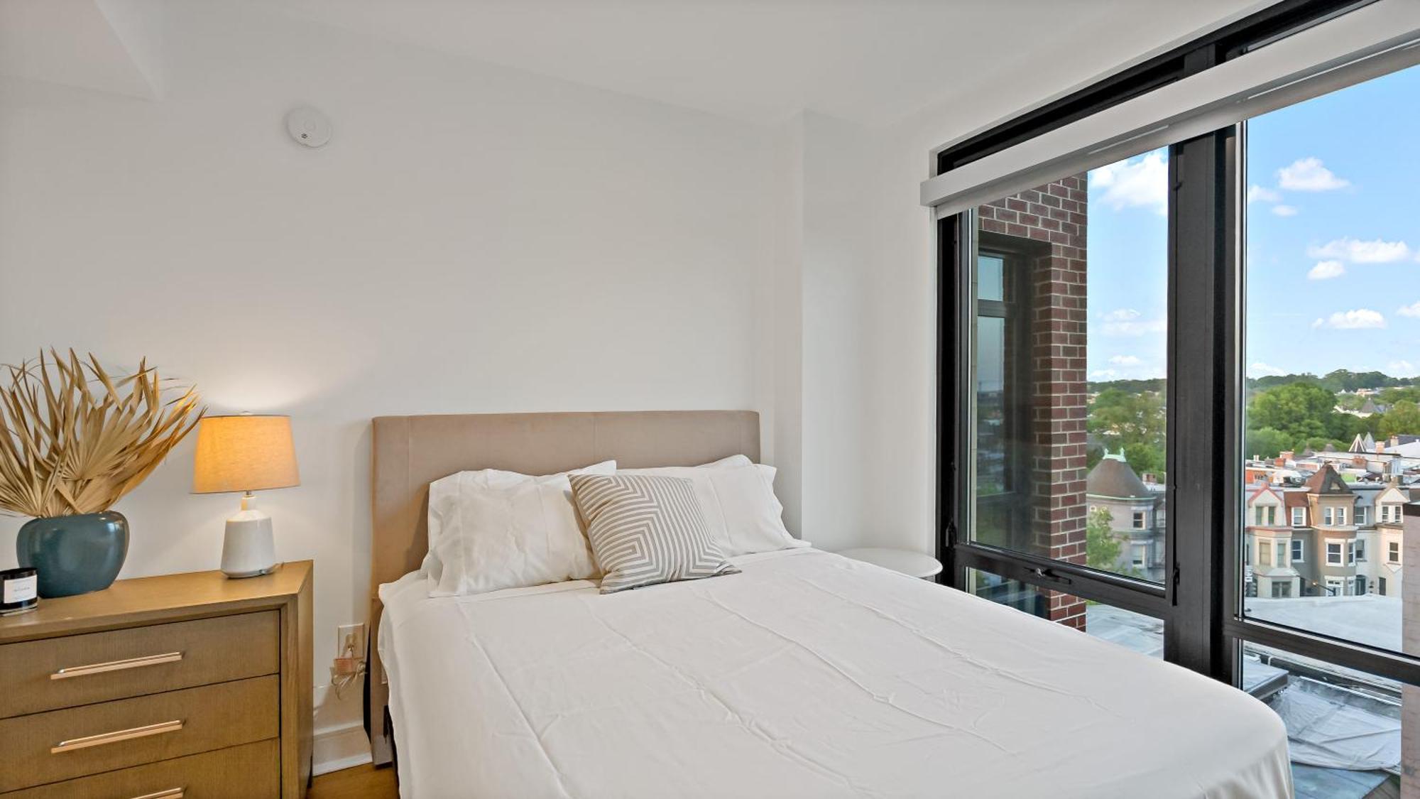 Pure Voyage Shaw Aparthotel Washington Ngoại thất bức ảnh