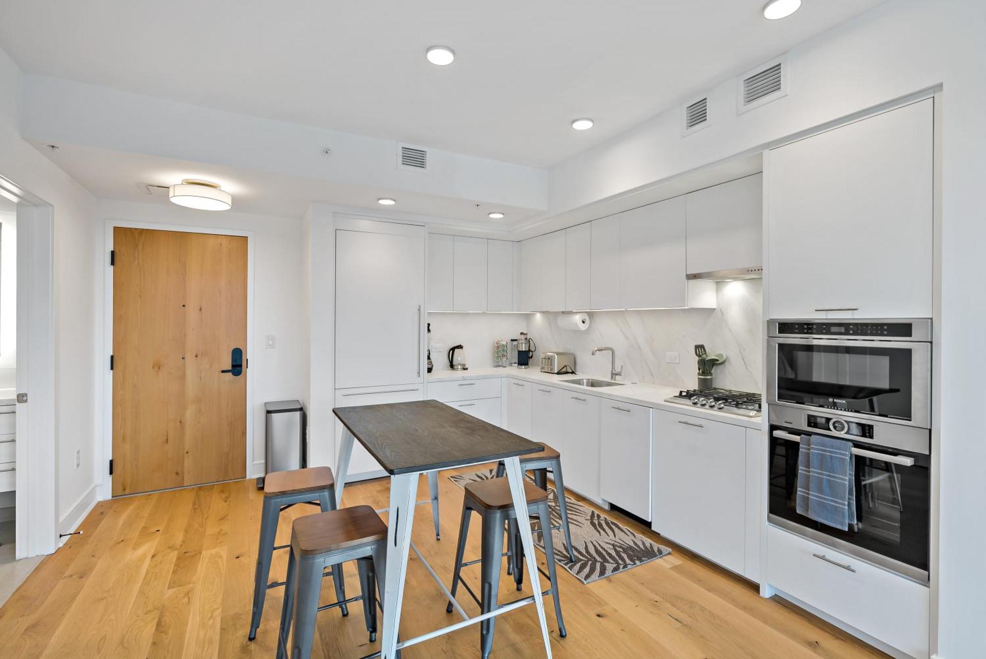 Pure Voyage Shaw Aparthotel Washington Ngoại thất bức ảnh