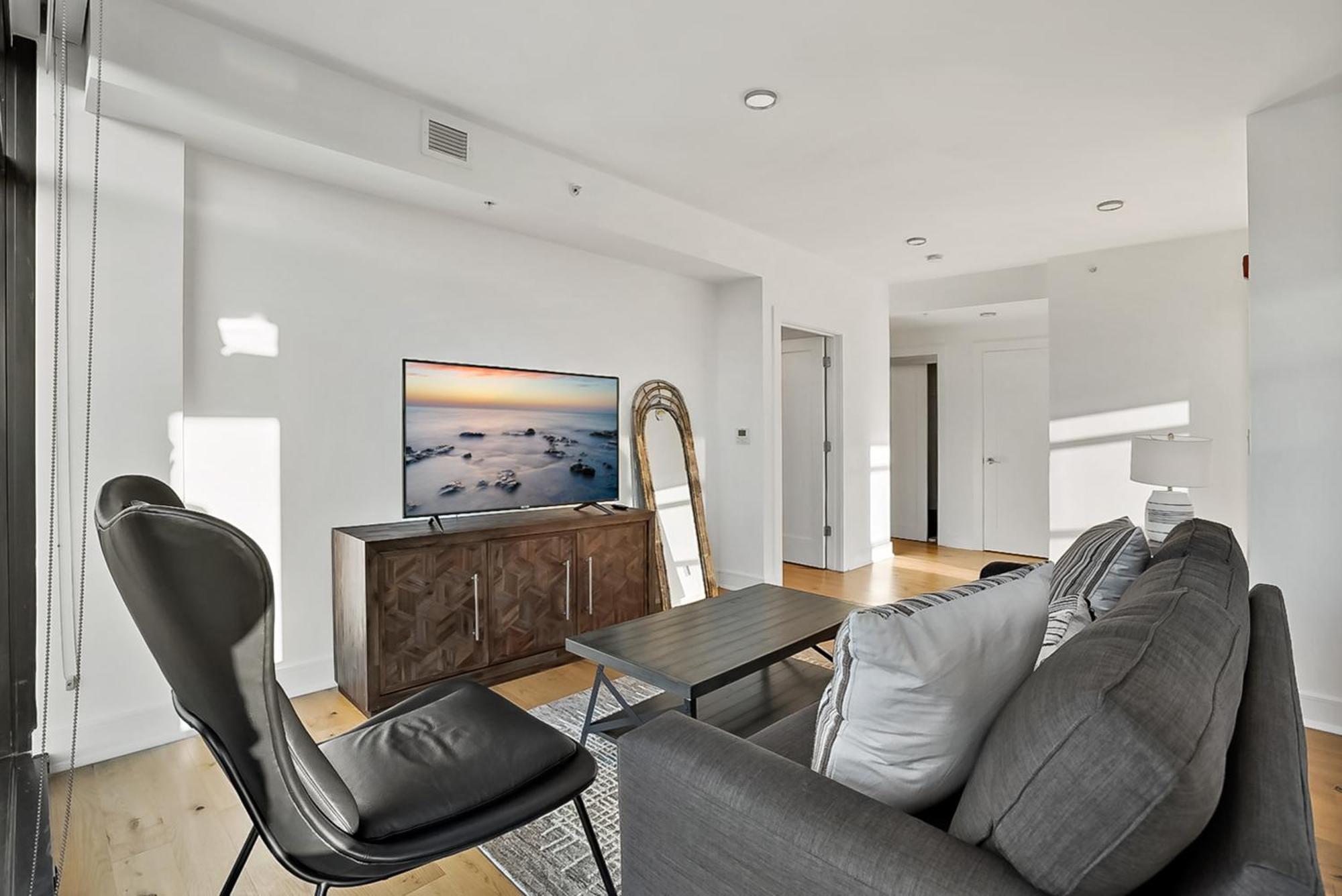 Pure Voyage Shaw Aparthotel Washington Ngoại thất bức ảnh