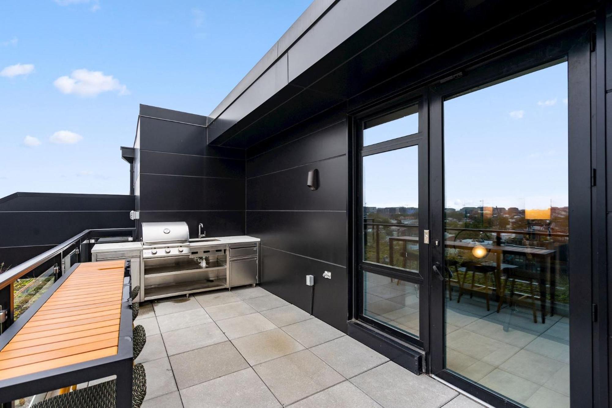 Pure Voyage Shaw Aparthotel Washington Ngoại thất bức ảnh